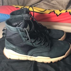 Nike SFB 6” Boots